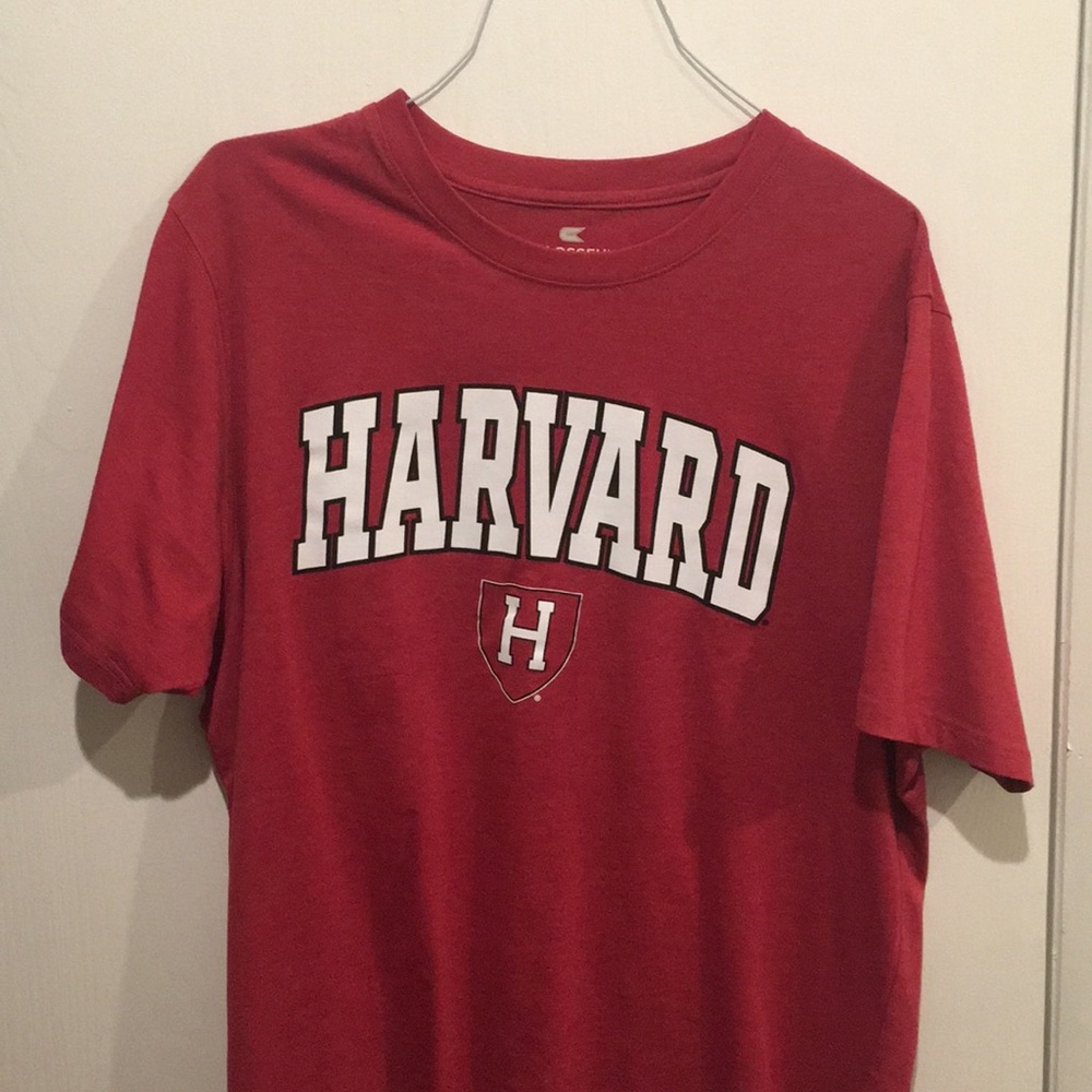 Harvard t shirt